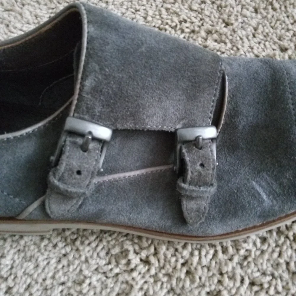 Shoes - Picture 6 of 6